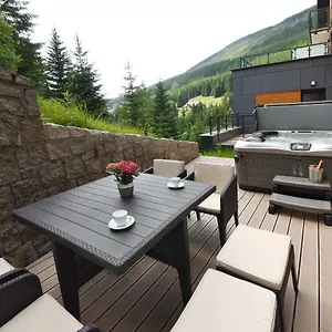 Adelka 104 With Private Whirlpool Špindlerŭv Mlýn